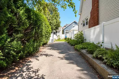 140 Francisco Avenue, Rutherford, NJ 07070 - Photo 28