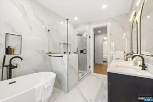 389 Mercer Ave, River Edge, NJ 07661 - Photo 26