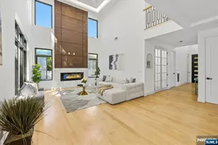 389 Mercer Ave, River Edge, NJ 07661 - Photo 8