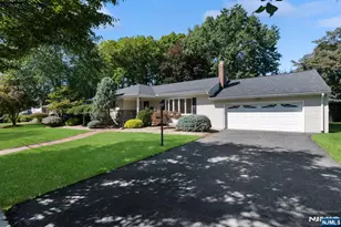 601 Iroquois St, Oradell, NJ 07649 - Photo 2