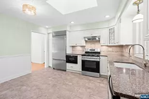 601 Iroquois St, Oradell, NJ 07649 - Photo 6