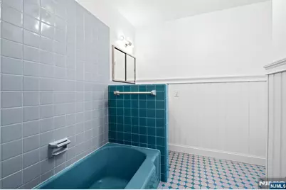 601 Iroquois Street, Oradell, NJ 07649 - Photo 14