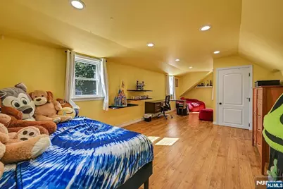 38-59 Taylor Road, Fair Lawn, NJ 07410 - Photo 16