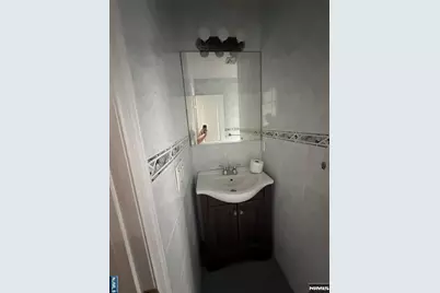 212 Cliff Street 2 #2, Cliffside Park, NJ 07010 - Photo 22