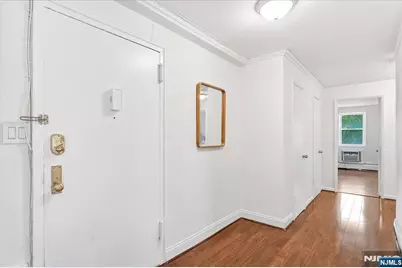 6010 Boulevard East 37 #37, West New York, NJ 07093 - Photo 14