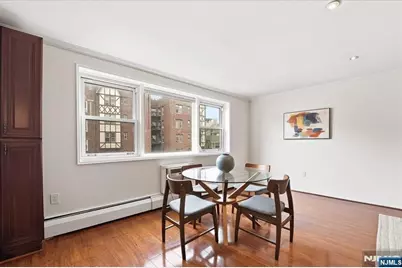 6010 Boulevard East 37 #37, West New York, NJ 07093 - Photo 6
