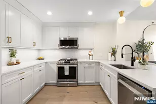 1125 Maxwell Ln 434-436, Hoboken, NJ 07030 - Photo 2