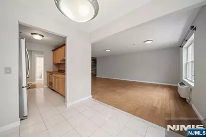 547 Gorge Road 2D #2D, Cliffside Park, NJ 07010 - Photo 6