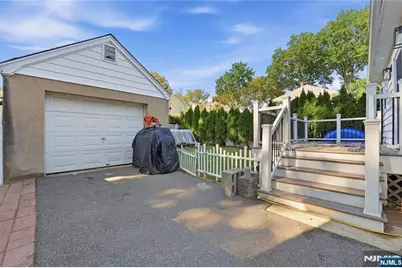 197 Krone Place, Hackensack, NJ 07601 - Photo 30