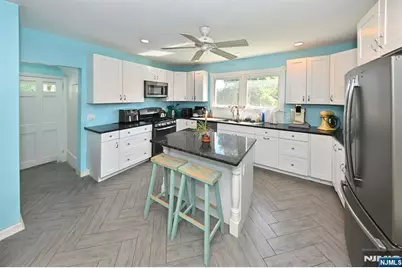 51 High, Montclair, NJ 07042 - Photo 4