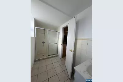 1069 Palisade Avenue, Fort Lee, NJ 07024 - Photo 24