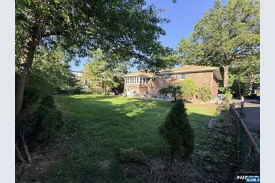 1069 Palisade Avenue, Fort Lee, NJ 07024 - Photo 4