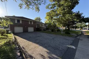 1069 Palisade Ave, Fort Lee, NJ 07024 - Photo 1