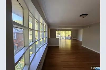 1069 Palisade Avenue, Fort Lee, NJ 07024 - Photo 6