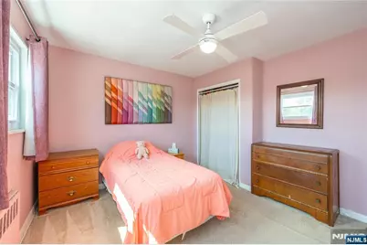 15-06 B N Plaza Road 15-06 B #15-06 B, Fair Lawn, NJ 07410 - Photo 18