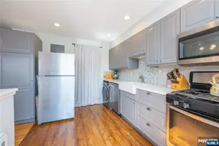 15-06 B N Plaza Road 15-06 B, Fair Lawn, NJ 07410 - Photo 4