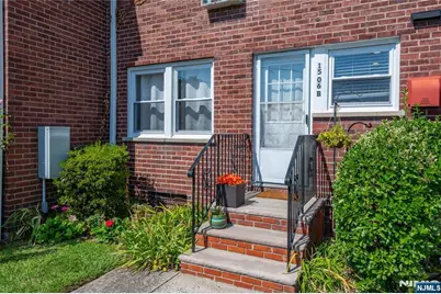 15-06 B N Plaza Road 15-06 B #15-06 B, Fair Lawn, NJ 07410 - Photo 20