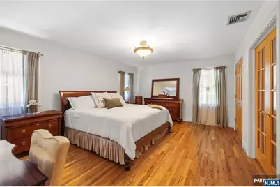 55 Glen Road, Woodcliff Lake, NJ 07677 - Photo 22
