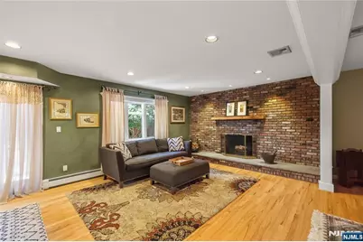 55 Glen Road, Woodcliff Lake, NJ 07677 - Photo 10