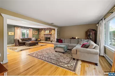 55 Glen Road, Woodcliff Lake, NJ 07677 - Photo 6