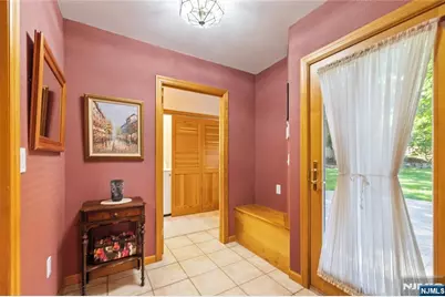 55 Glen Road, Woodcliff Lake, NJ 07677 - Photo 20