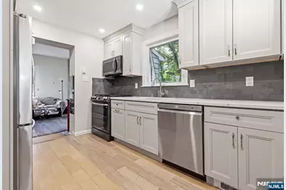 0-22 Saddle River, Fair Lawn, NJ 07410 - Photo 10