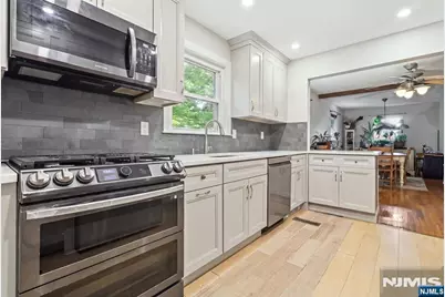 0-22 Saddle River Road, Fair Lawn, NJ 07410 - Photo 8