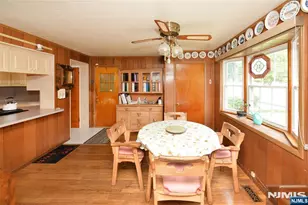 37 Lunn Ave, Bergenfield, NJ 07621 - Photo 12