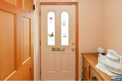 37 Lunn Avenue, Bergenfield, NJ 07621 - Photo 4