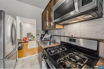 2700 John F Kennedy Boulevard 102 #102, Jersey City, NJ 07306 - Photo 8