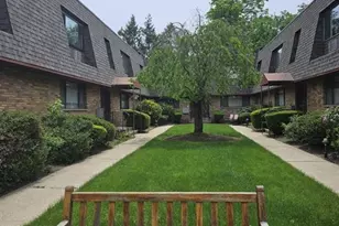 162 Diamond Bridge Ave 11, Hawthorne, NJ 07506 - Photo 1