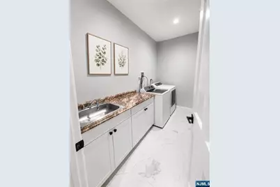 18 Madison, North Arlington, NJ 07031 - Photo 22