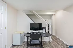 7 Veterans Pl, North Arlington, NJ 07031 - Photo 18