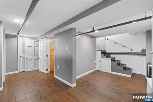 336 Livingston Ave, Lyndhurst Township, NJ 07071 - Photo 32