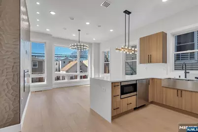 206 Clendenny Avenue 1 #1, Jersey City, NJ 07304 - Photo 2
