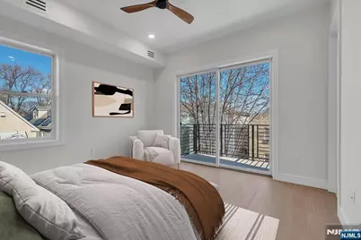 206 Clendenny Avenue 2 #2, Jersey City, NJ 07304 - Photo 12