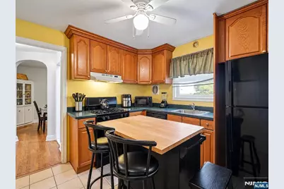 274 E Passaic Avenue, Nutley, NJ 07110 - Photo 6