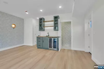 206 Clendenny Avenue, Jersey City, NJ 07304 - Photo 26