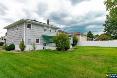 0-09 28th Street, Fair Lawn, NJ 07410 - Photo 18
