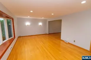 0-09 28th St, Fair Lawn, NJ 07410 - Photo 4
