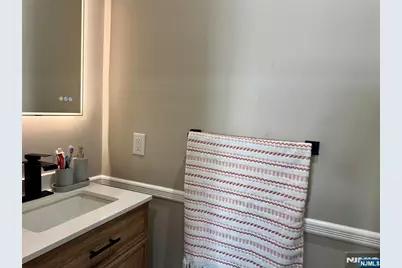 2 Sherman Avenue 1R #1R, East Newark, NJ 07029 - Photo 16