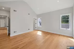 2 Pleasant Ave, Tenafly, NJ 07670 - Photo 16