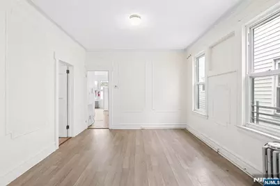 362 Myrtle Avenue 2nd Floor #2nd Floor, Irvington, NJ 07111 - Photo 6
