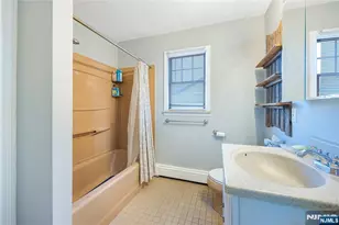 384 Main Ave, Wallington, NJ 07057 - Photo 20