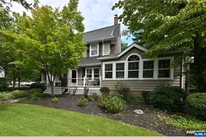 195 Hamilton Avenue, Glen Rock, NJ 07452 - Photo 2