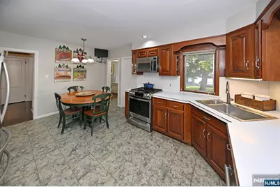 195 Hamilton Avenue, Glen Rock, NJ 07452 - Photo 10