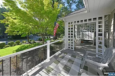 195 Hamilton Avenue, Glen Rock, NJ 07452 - Photo 4
