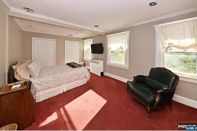 195 Hamilton Avenue, Glen Rock, NJ 07452 - Photo 18