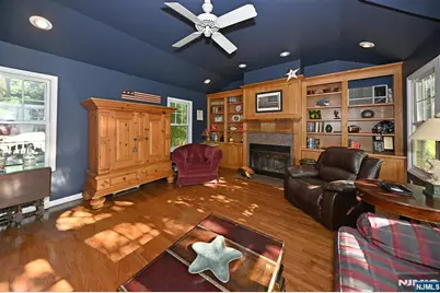 195 Hamilton Avenue, Glen Rock, NJ 07452 - Photo 16