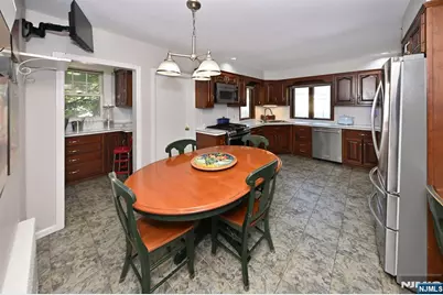 195 Hamilton Avenue, Glen Rock, NJ 07452 - Photo 12